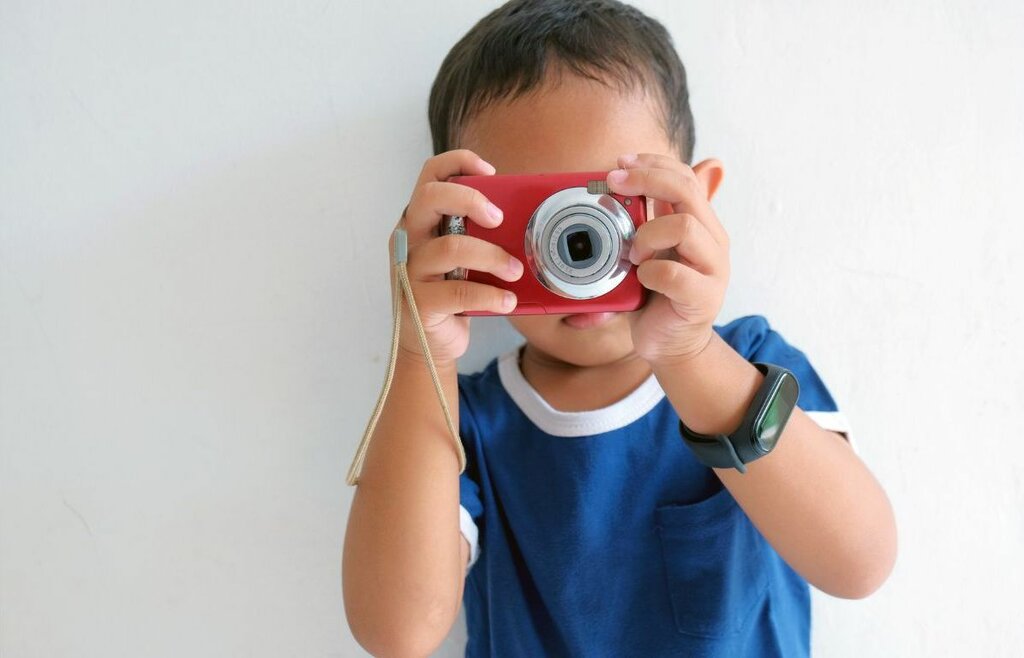 best-cameras-for-3-year-olds-it-s-a-family-thing